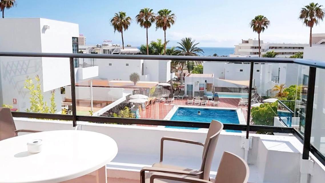 Coral Dreams Aparthotel Адехе Екстериор снимка