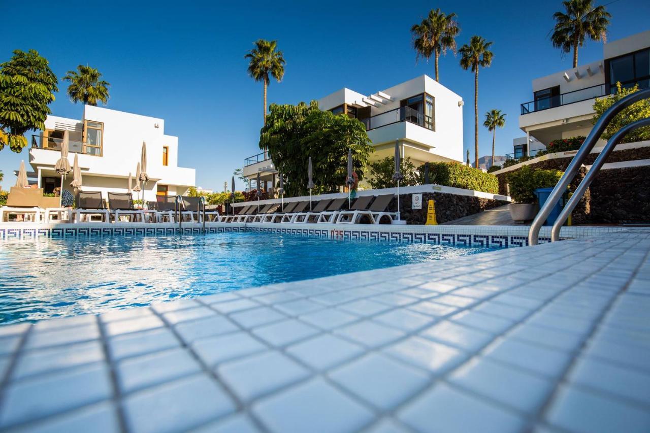Coral Dreams Aparthotel Адехе Екстериор снимка